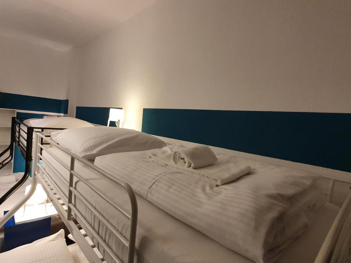 Central Lichtenberger For 6 People Lejlighed